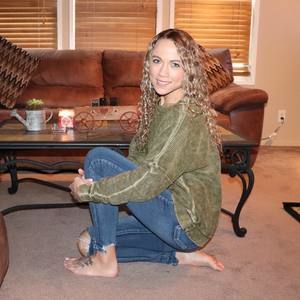 Meet your Posher, Julie